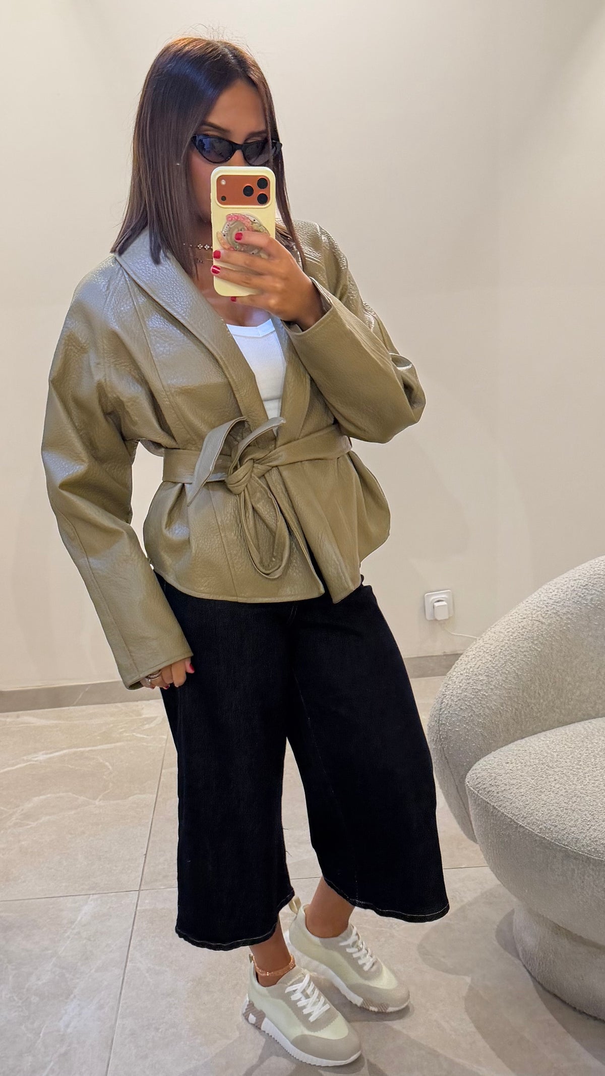 VESTE CUIR KAKI ET NOIR